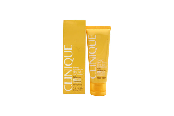 Clinique Sun Protection Face Cream with Solar Smart SPF50 50ml